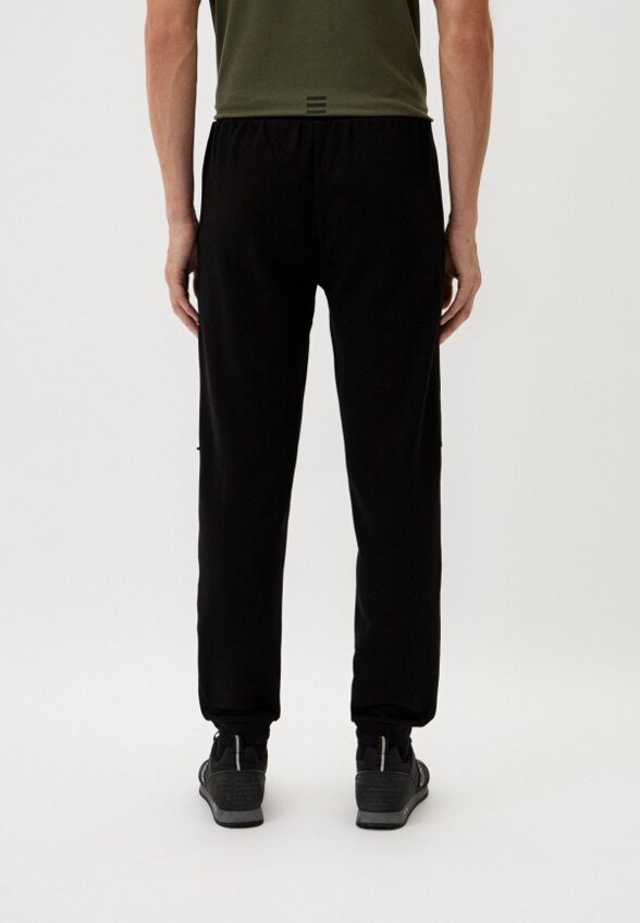 Брюки спортивные EA7