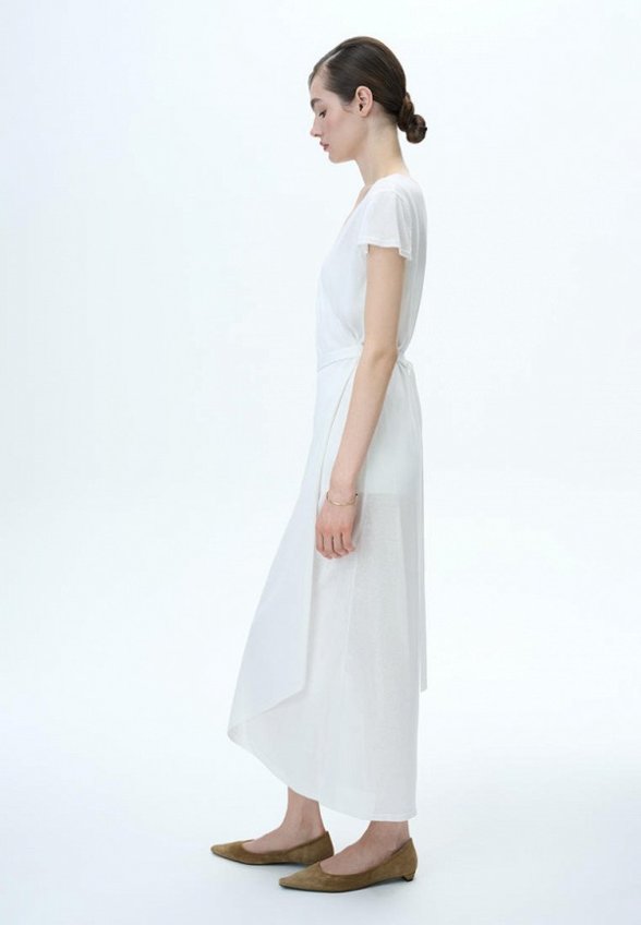 Платье Brusnika