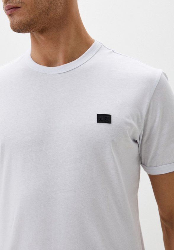 Футболка Alex Yvn