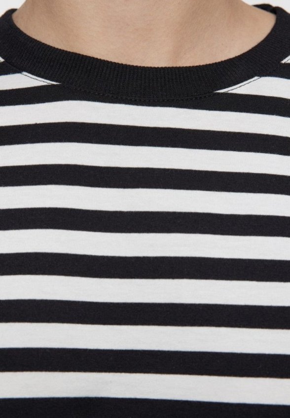 Лонгслив Befree