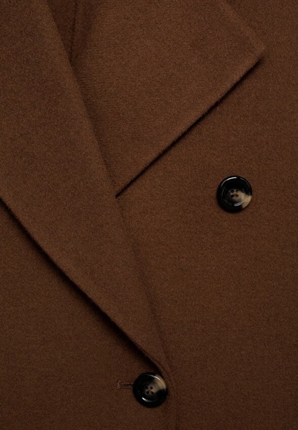 Пальто двубортное Mango