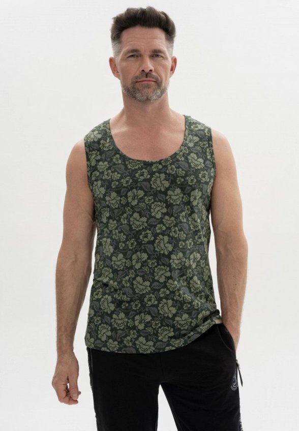 Майка Великоросс