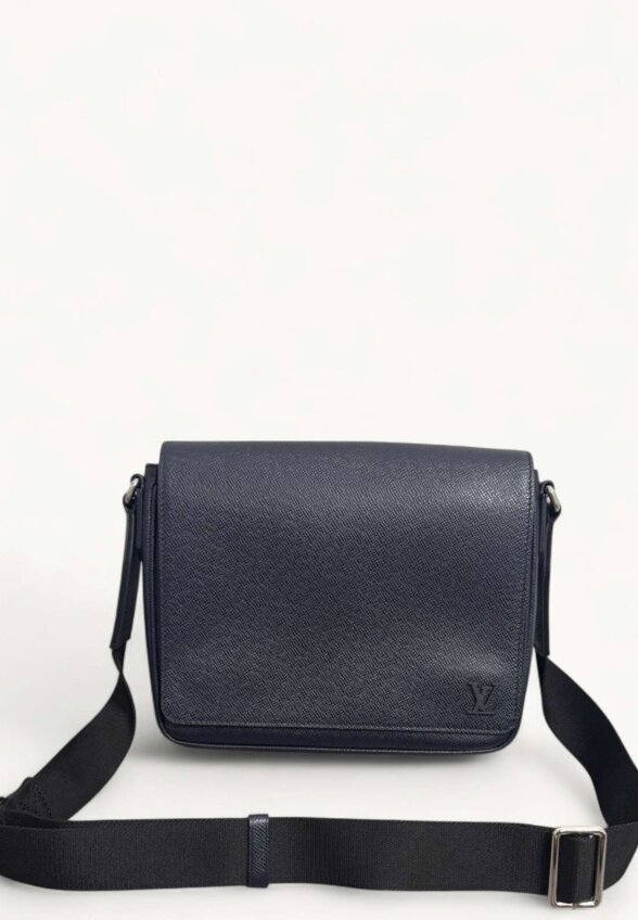 Louis Vuitton District