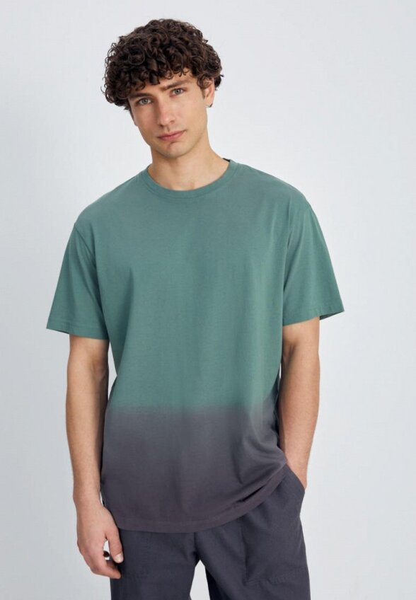 Футболка Finn Flare