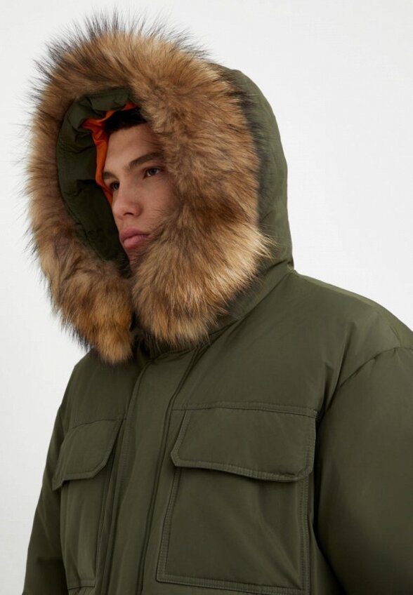 Пуховик Finn Flare