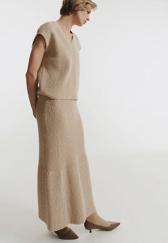 Жилет Daisyknit