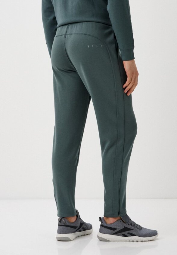 Брюки спортивные Born