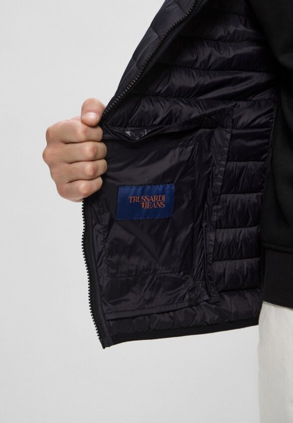 Куртка утепленная Trussardi