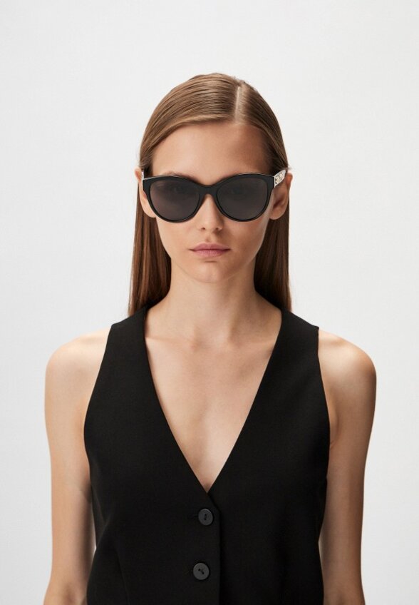 Очки солнцезащитные Chanel