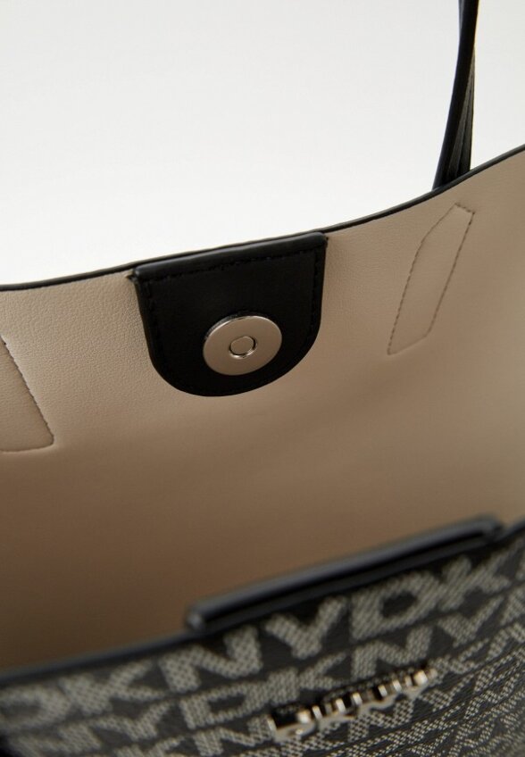 Сумка и брелок DKNY