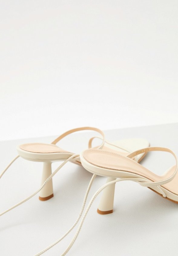 Босоножки Alohas