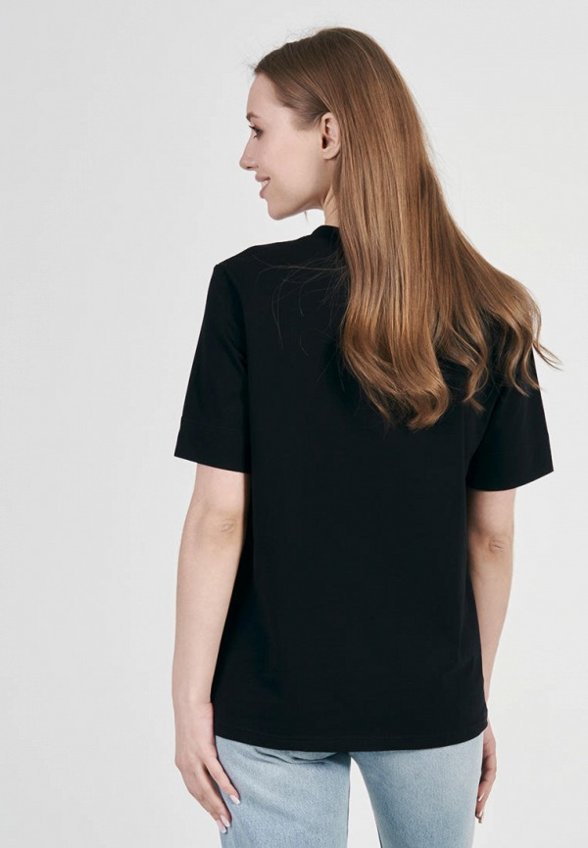 Футболка Feedge