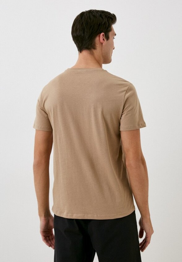 Футболка Colin's