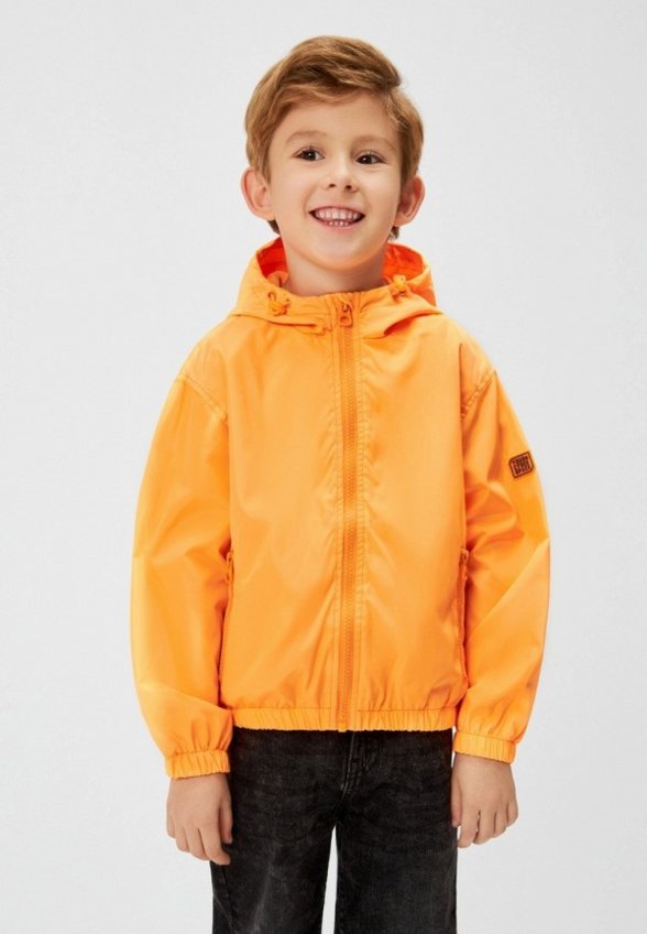 Ветровка Acoola