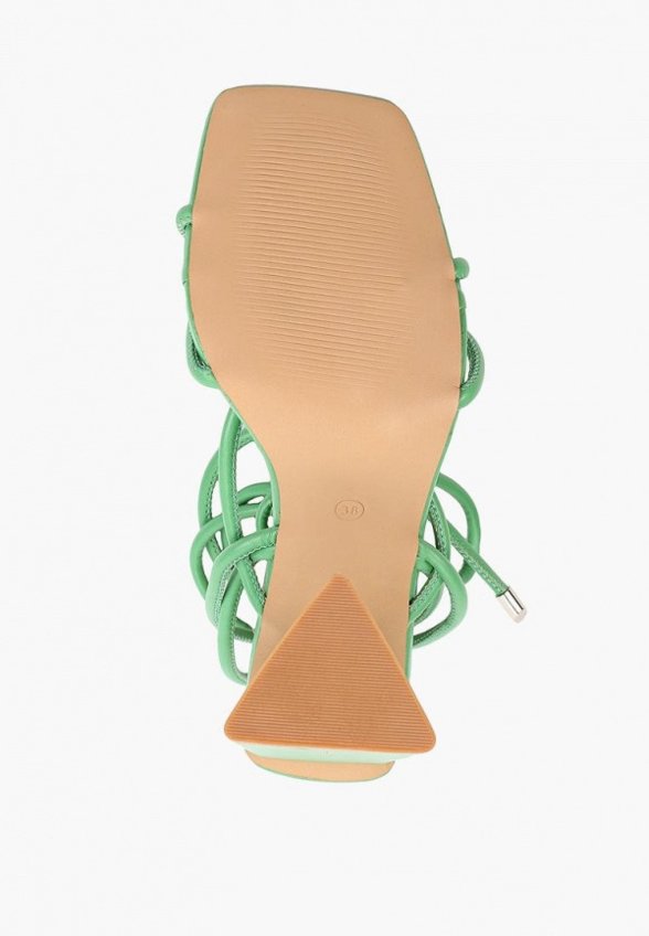 Босоножки Sbalo