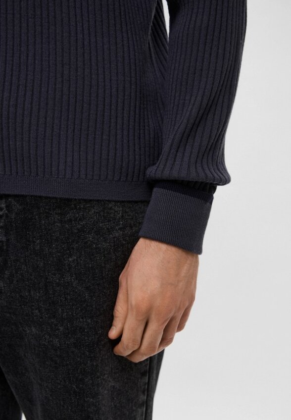 Джемпер Trussardi