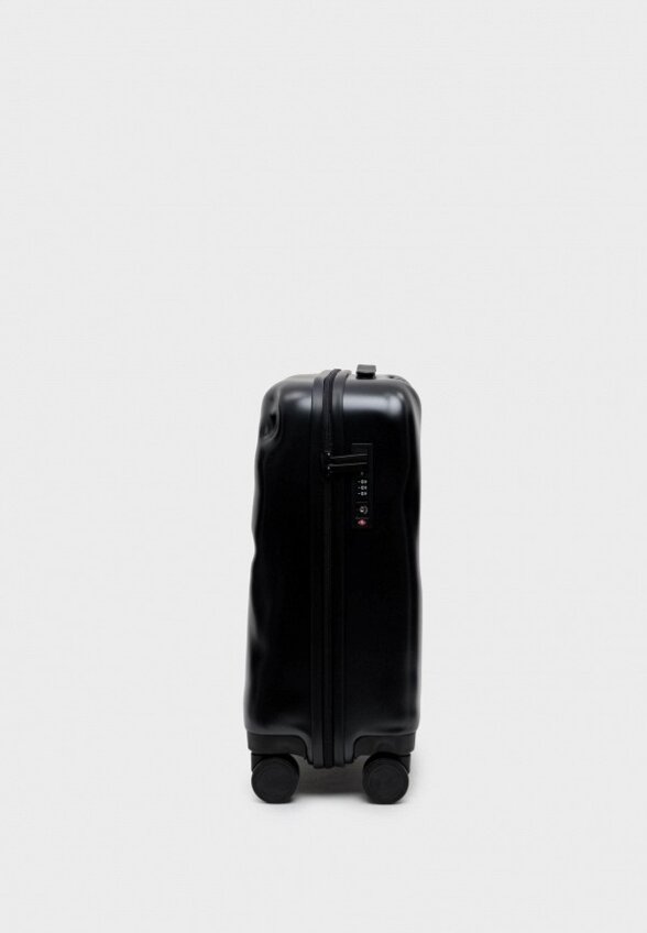 Чемодан Crash Baggage