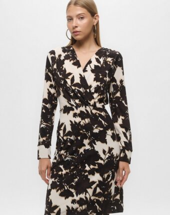 Платье H&M женщинам