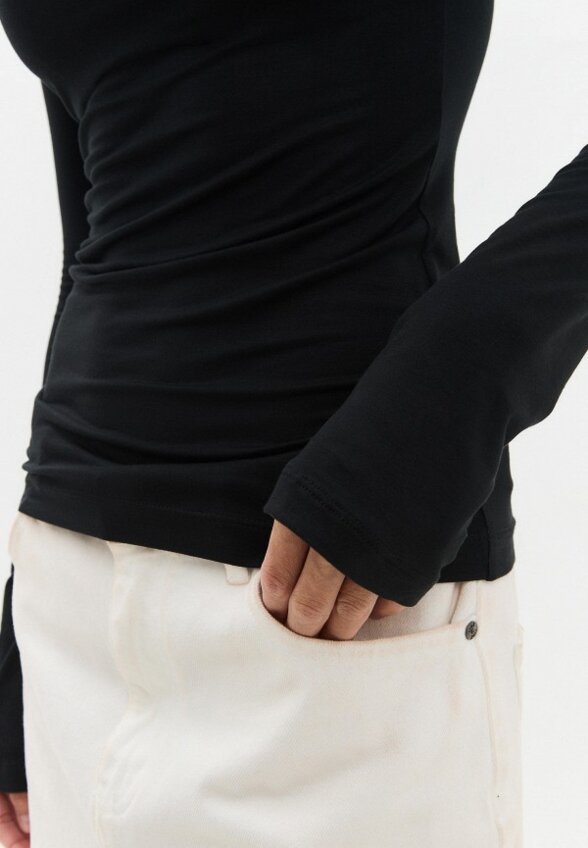 Лонгслив Moanna