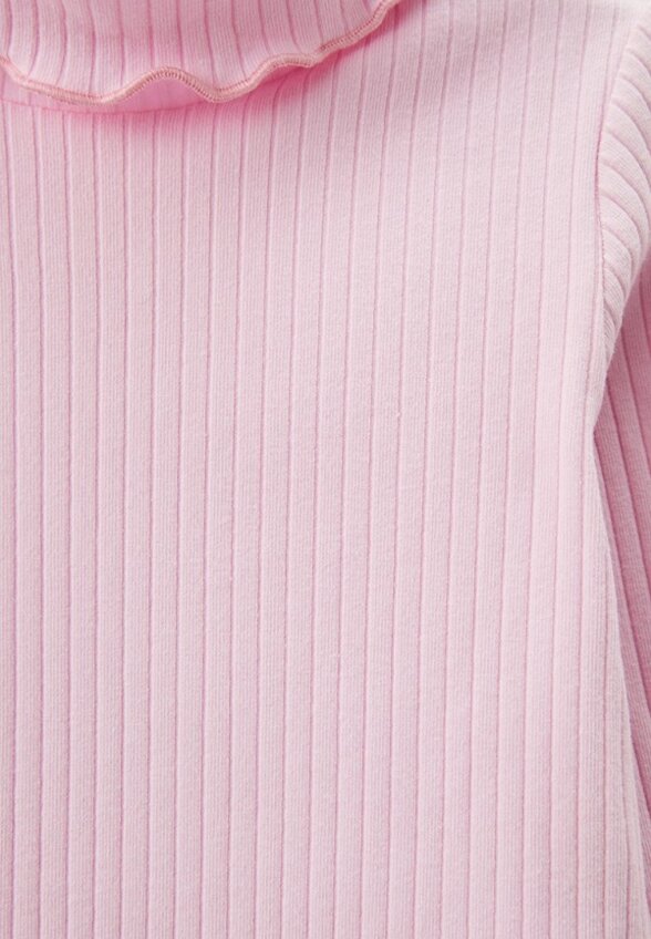 Водолазка Pelican