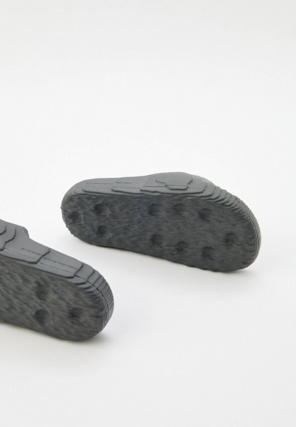 Сланцы adidas Originals