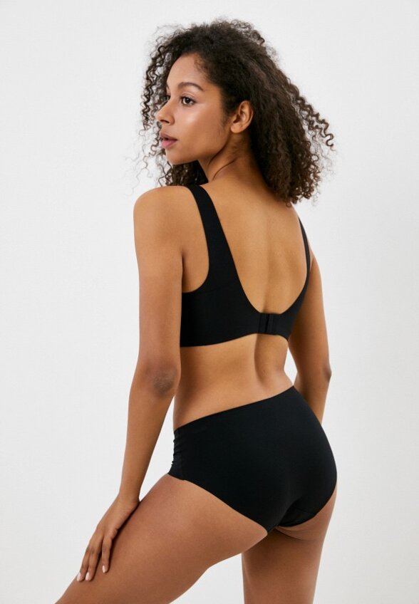 Бюстгальтер и трусы Indefini