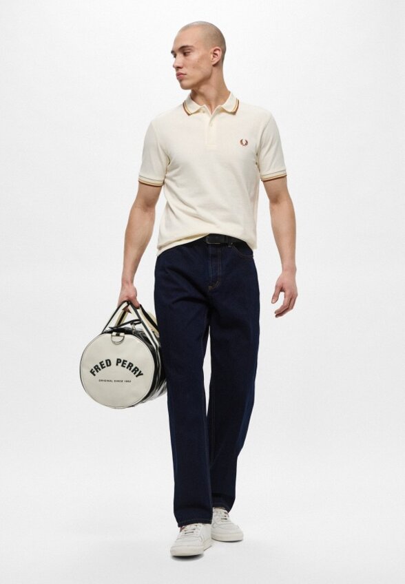 Поло Fred Perry