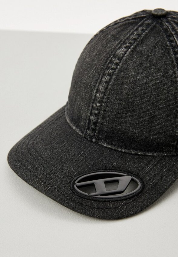Бейсболка Diesel