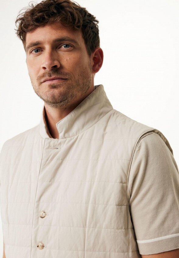 Жилет стеганый Mexx