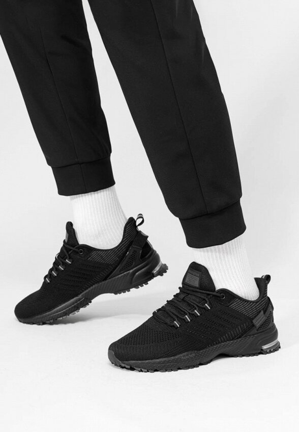 Кроссовки Baasploa