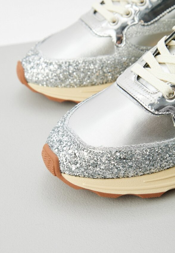 Кроссовки Pinko