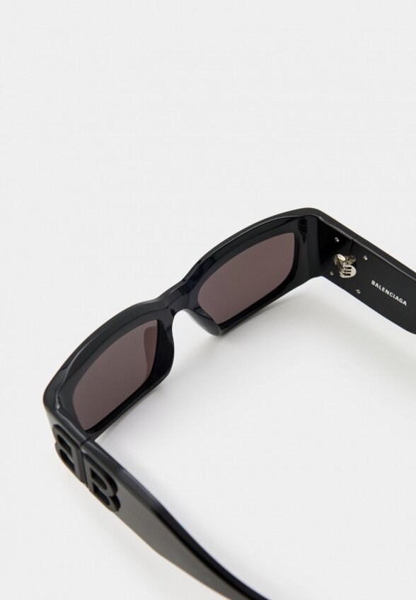 Очки солнцезащитные Balenciaga