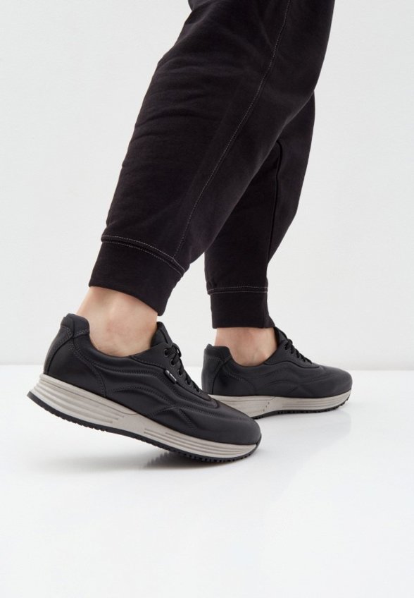 Кроссовки Step Borg