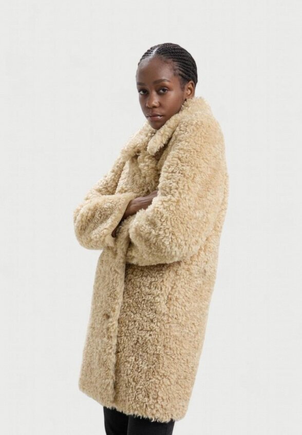 Куртка меховая Calliope