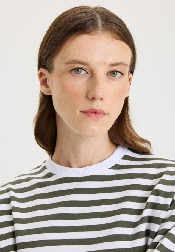 Лонгслив Bstatement