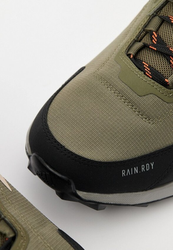 Кроссовки adidas