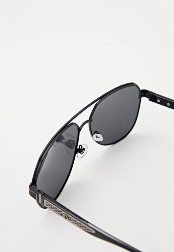 Очки солнцезащитные Thom Richard