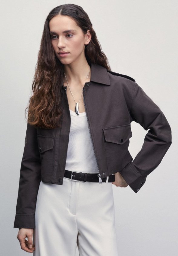 Ветровка Zarina