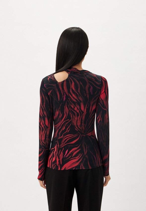 Лонгслив Caractere