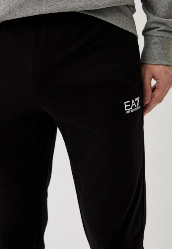 Костюм спортивный EA7