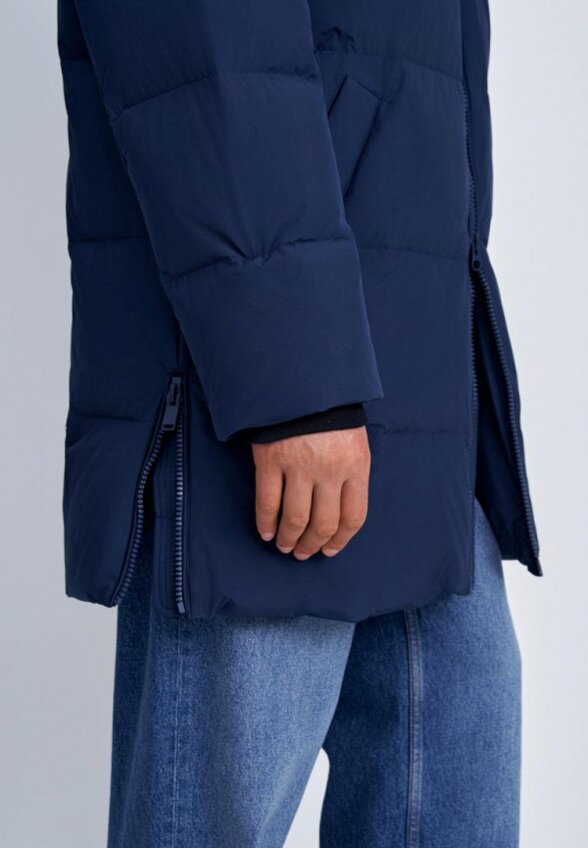 Пуховик Finn Flare