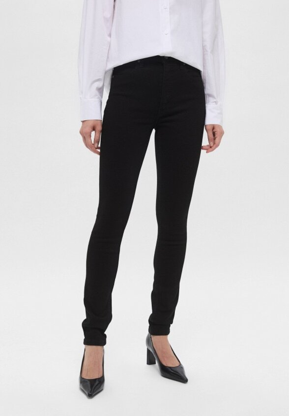 Джинсы Calvin Klein