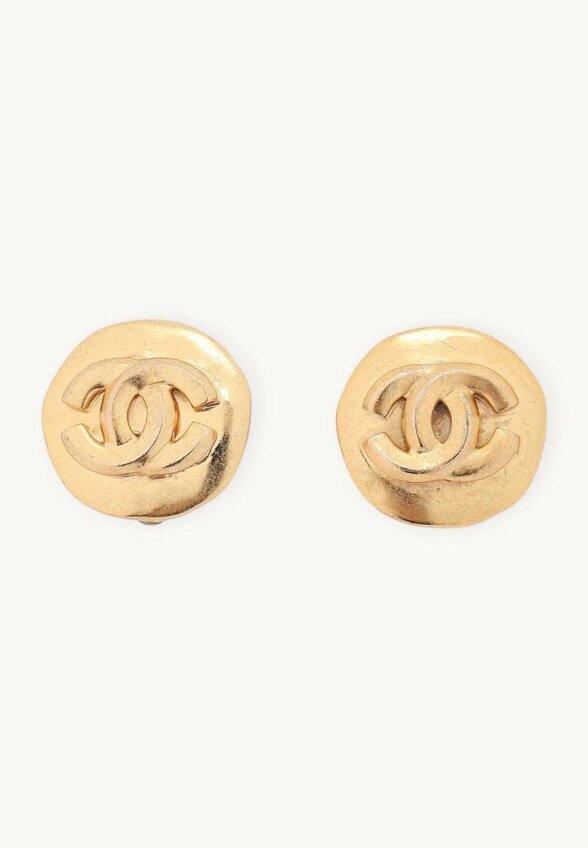 Chanel Clips