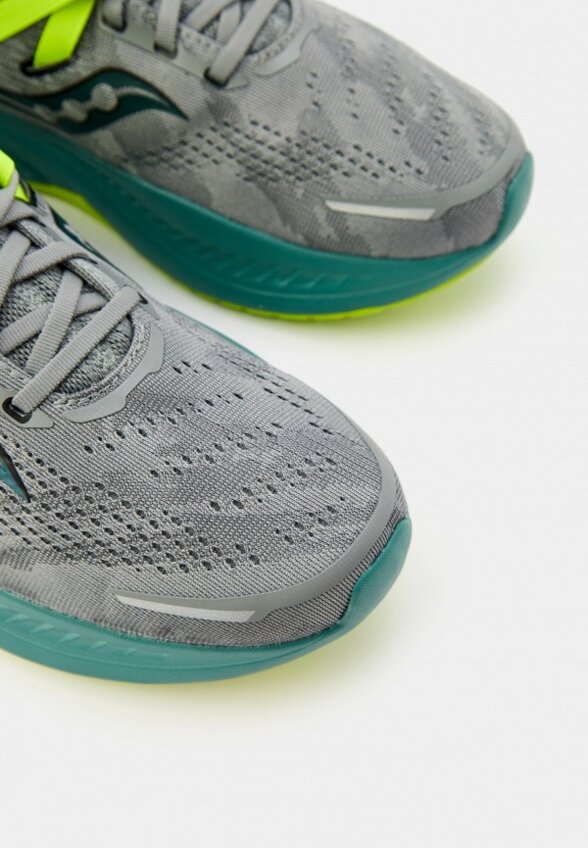 Кроссовки Saucony