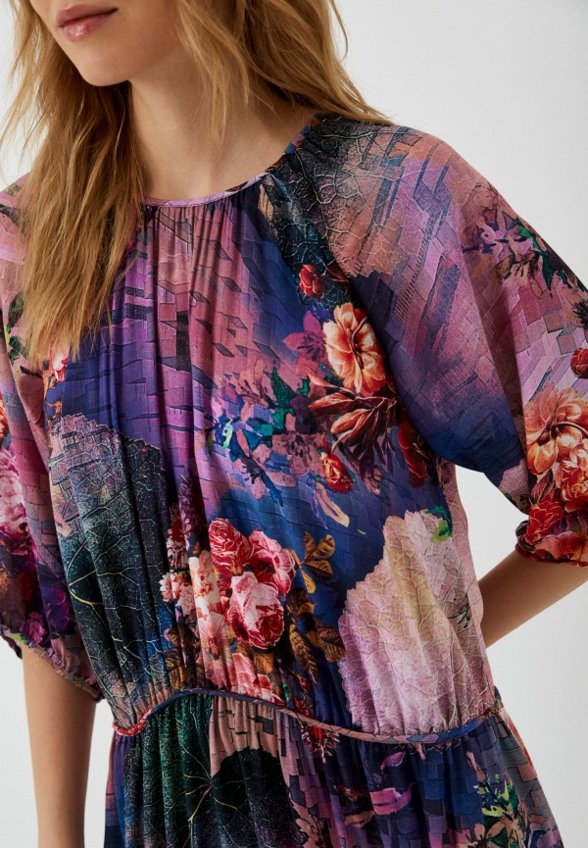 Платье MadaM T