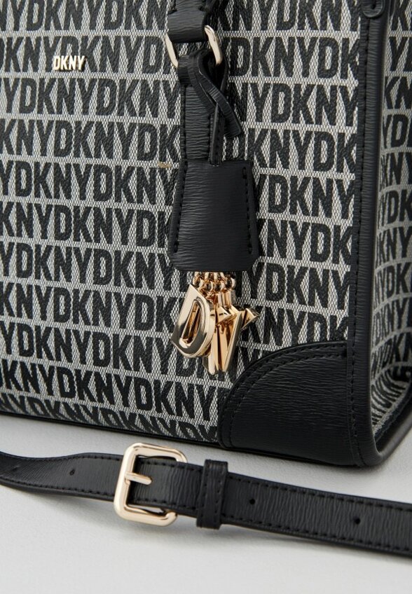 Сумка и брелок DKNY