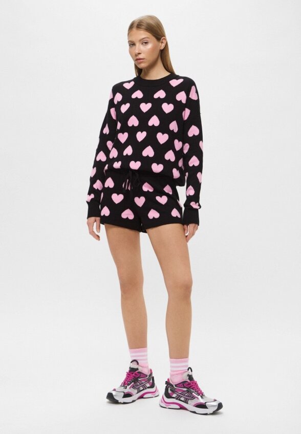 Шорты Beach Riot