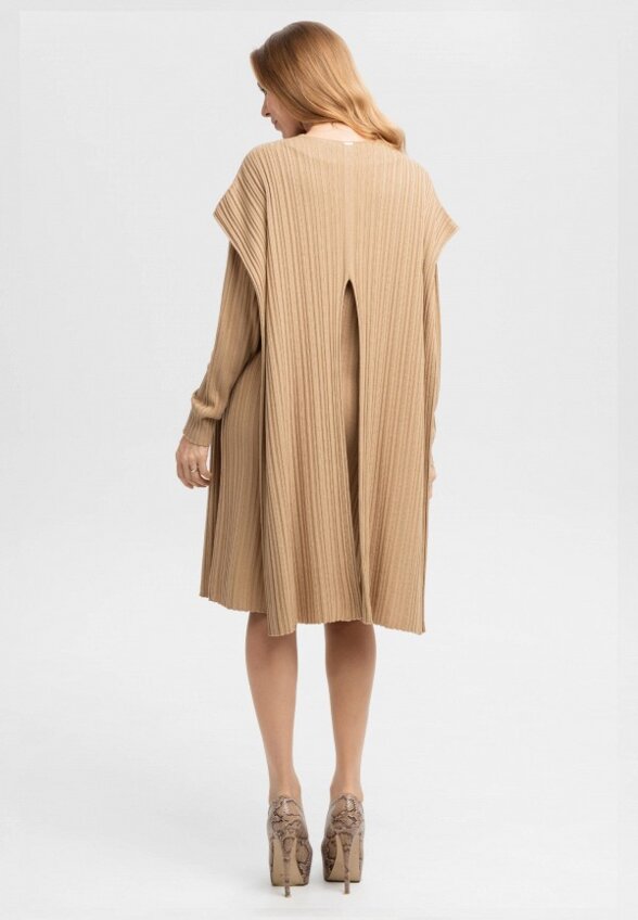 Платье и накидка Ареола