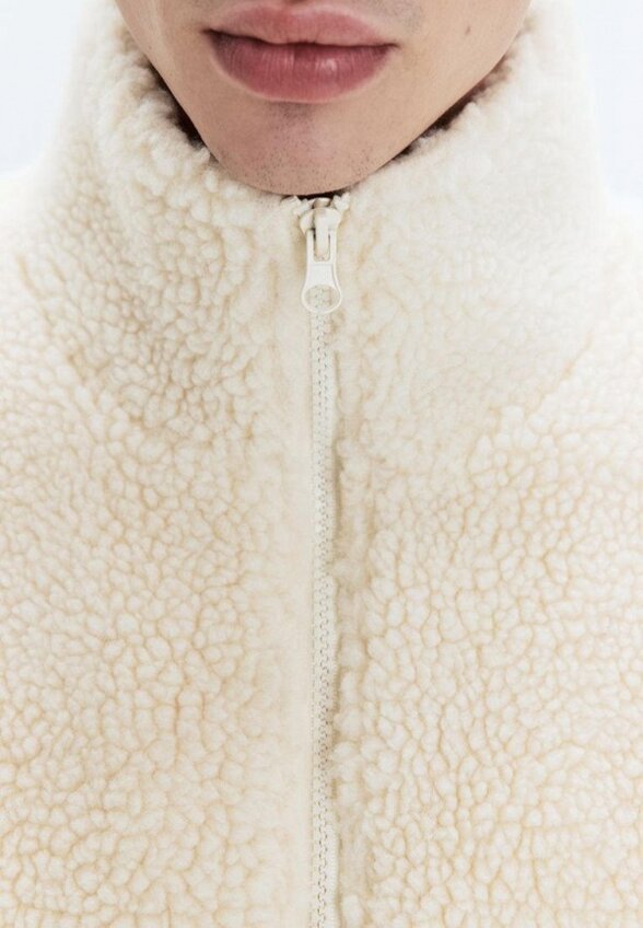 Куртка меховая Befree