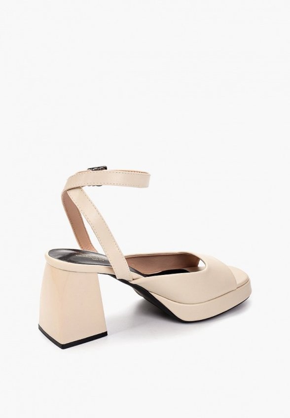 Босоножки Camille